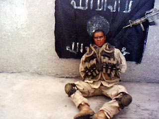 Во вторник вооруженная группировка "Бригады моджахедов Ирака" распространила в интернете информацию о похищении американского военнослужащего Джона Адама