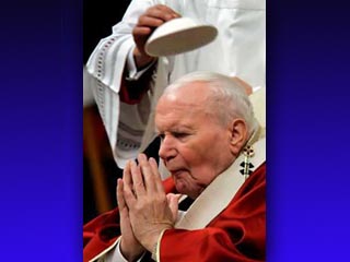 Иоанн Павел II принял участие в богослужении, совершенном в клинике "Джемелли"