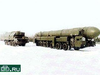 РВСН успешно провели учебно- боевой пуск межконтинентальной баллистической ракеты шахтного базирования "Тополь"