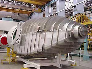 Россия покажет в этом году в Ле Бурже новый пилотируемый космический корабль многоразового использования "Клипер", который может быть использован не только для полетов на МКС, но и к Луне