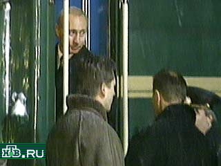 Владимир Путин вечером в пятницу уехал на специальном поезде из Томска в Омск