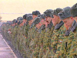 Общая численность российской армии и флота - 1 миллион 207 тысяч военнослужащих