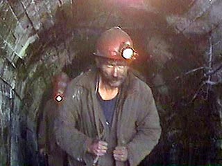 Эксперты пока не дают разрешение на возобновление поисково-спасательной операции на шахте "Есаульская" в Кемеровской области, где 9 февраля произошел взрыв метана