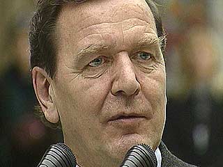     Канцлер ФРГ Герхард Шредер накануне встречи с президентом США Джорджем Бушем заявил, что разногласия между двумя странами преодолены