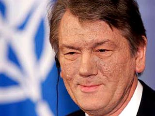 Ющенко заявил в Брюсселе, что Украина готова начать подготовку к членству в НАТО