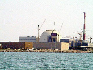 Россия и Иран спустя 10 лет после начала строительства атомной станции в Бушере приняли документ о возврате с нее отработавшего ядерного топлива