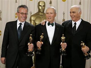 В результате "лучшим фильмом" 2004 года была признана картина Клинта Иствуда "Девушка на миллион долларов"