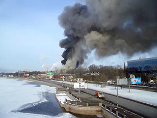 В Петербурге горит "Северный завод"