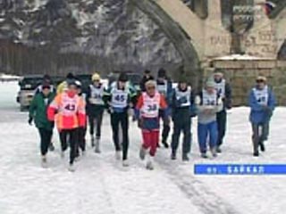 Знаменитый немецкий бегун Удо Меллер уступил в марафонский забеге иркутским ученым