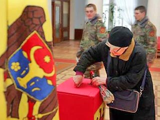 Партия коммунистов Молдовы получила большинство в парламенте, однако ей придется договариваться с оппозицией по кандидатуре на пост президента страны
