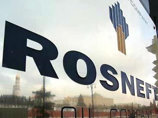 "Роснефть" согласна слиться с "Газпромом" на его условиях. Правда, по данным "Ведомостей"