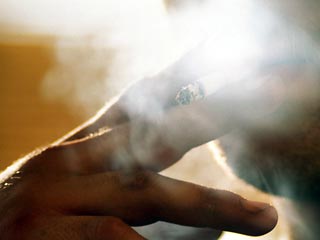     Италия стала первой в Европе страной, суд которой предписал компании-производителю сигарет заплатить компенсацию родственникам человека, умершего от болезни, связанной с курением
