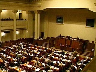 Парламент Грузии потребовал вывести российские базы к 1 января 2006 года