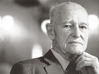 В США на 102-м году жизни скончался дипломат, предсказавший падение СССР