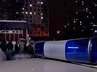 Взрыв произошел во вторник в 18:30 в Самарском районе на улице Степана Разина в тот момент, когда чиновник заходил в подъезд своего дома. Анатолий Мащелкин получил несколько осколочных ранений в область груди и госпитализирован в тяжелом состоянии