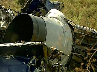 В результате катастрофы двух самолетов погибли 90 человек. Госкомиссия по расследованию причин ЧП установила, что на борту Ту-134 и Ту-154 были совершены теракты