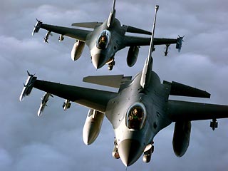 США приняли решение продать Пакистану истребители F-16