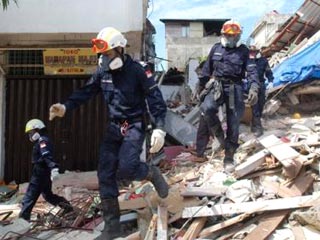 В Индонезии произошли еще два мощных землетрясения