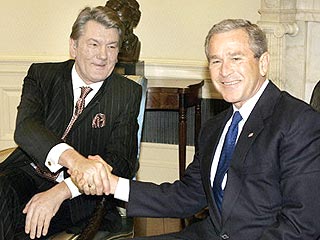 Буш возлагает на Ющенко большие надежды