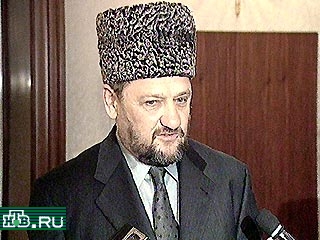Глава администрации Чечни Ахмад Кадыров считает, что в республике нужно сократить количество блокпостов на 70%