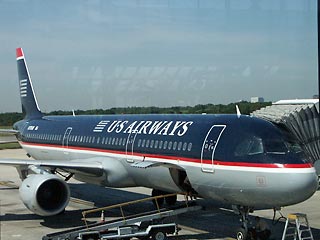 Сбой в компьютерной системе стал причиной того, что американская авиакомпания US Airways ненадолго вышла в явные лидеры по части продажи самых дешевых авиабилетов на внутренние рейсы в США