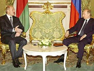 Президенты России и Белоруссии Владимир Путин и Александр Лукашенко на переговорах в Москве, в числе прочих тем, обсудили и дальнейшую экономическую интеграцию двух стран