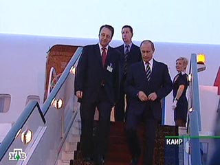 Президенты России и Египта провели встречу во дворце Абдин в Каире