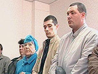 В Екатеринбург Ленинский районный суд вынес приговор старшему сержанту милиции Александру Сентпетери, признав его виновным в превышении должностных полномочий и умышленном причинении тяжкого вреда здоровью, повлекшего смерть