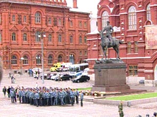 В Кремле не могут сосчитать прибывающих в Москву на празднование Дня Победы западных лидеров