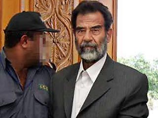 Саддам Хусейн, рассказал адвокат, который 27 апреля общался с ним на протяжении шести часовую в тюрьме, расположенной на американской военной базе близ Багдада, содержится в небольшой камере, из которой его дважды в день выводят на прогулку