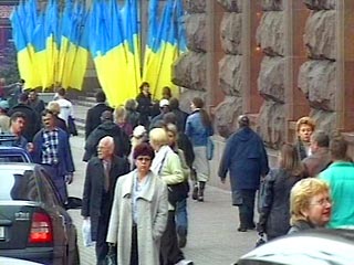 76% населения Украины за придание русскому языку официального статуса