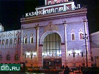 В здании Казанского вокзала ищут бомбу