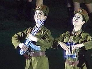 Ким Чен Ир решил укрепить боевую мощь женщин Северной Кореи