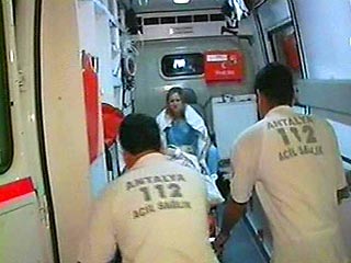 В результате катастрофы автобуса с российскими туристами в Турции, которая произошла в минувшую субботу, в местных больницах остаются 5 из 36 российских туристов, получивших ранения