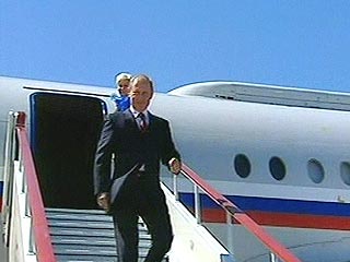 Путин впервые в жизни прибыл на Байконур для участия в 50-летии космодрома