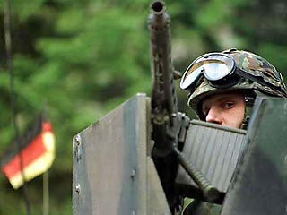 Бундестаг подавляющим большинством голосов сегодня высказался за продление миссии контингента бундесвера в составе Международных сил безопасности в Косово (КФОР) еще на один год