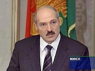 Президент Белоруссии Александр Лукашенко все более ужесточает свой террор. Переворот в стране, соседней с Польшей, уже имеет свое название &#8211; "васильковая революция"