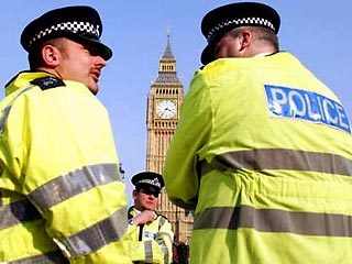 Британская полиция арестовала двух человек, пытавшихся сбыть украденную рукопись новой книги о Гарри Поттере