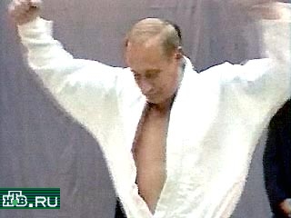 Не исключено, что во время предстоящего 27-28 февраля визита в Сеул президент России Владимир Путин встретится на борцовском ковре с южнокорейскими мастерами дзюдо