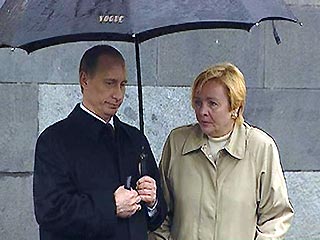 Time: Людмила Путина пополнила список отчаявшихся первых леди