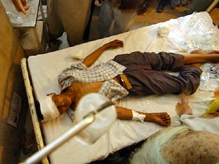 По меньшей мере 15 человек погибли, еще 100 получили ранения в результате теракта в индийском штате Джамму и Кашмир. Среди раненых есть женщины и дети. Не исключено, что число жертв может возрасти