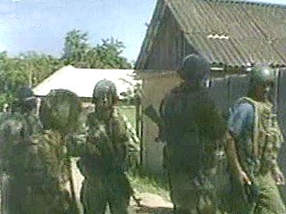 В Чечне в Новых Атогах блокирован дом с пятью боевиками