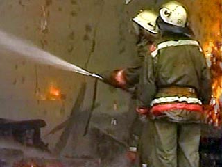 На востоке Москвы горел завод "Красный богатырь", сообщили в столичной противопожарной службе. Возгорание произошло в резервуаре с мазутом