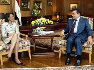 Вашингтон давит на египетское правительство и требует провести честные выборы