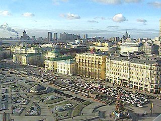 В России наступило летнее солнцестояние - солнце достигло высочайшей точки на небе