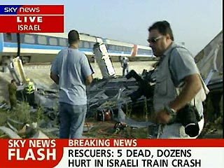 В Израиле пассажирский поезд столкнулся с грузовиком: 7 погибших, 189 раненых