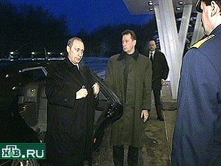 Путин отбыл сегодня в 7:50 по московскому времени из аэропорта "Внуково-2" с официальным визитом в Республику Корея