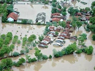 Свыше 400 тысяч человек лишились крова в индийском штате Гуджарат в результате сильного наводнения, которое на прошлой неделе обрушилось на этот западный регион страны