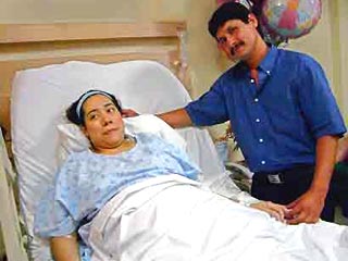 В Мексике в городе Монтеррее 25-летняя женщина родила шестерых девочек-близнецов, сообщили в среду представители местного Центра гинекологии