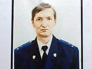 В Иркутске задержаны трое подозреваемых в убийстве сотрудника областной прокуратуры Сергея Казимирова. В настоящий момент задержанные дают признательные показания